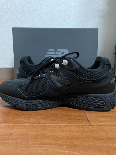 New Balance 2002R "Black"