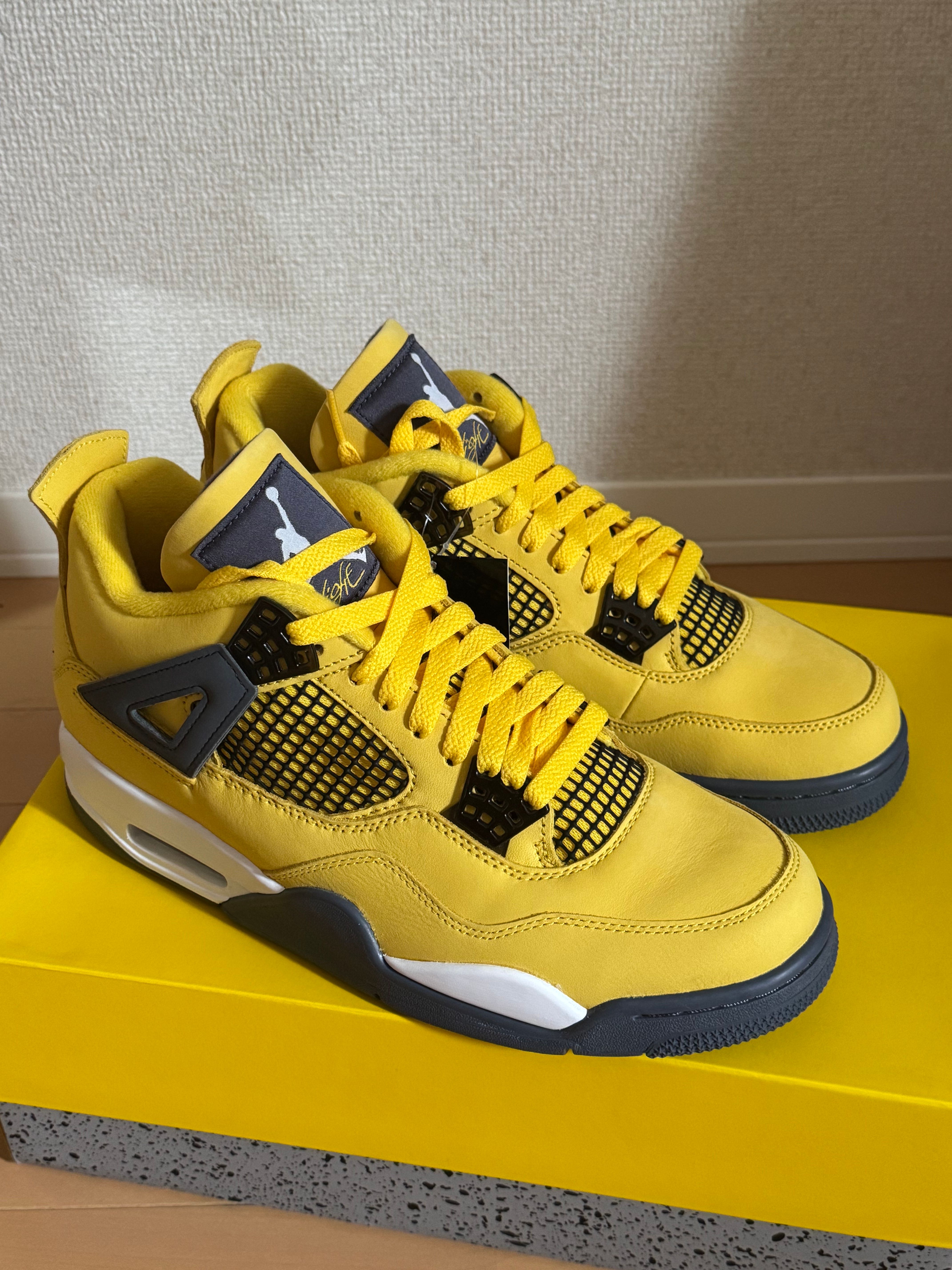 Nike Air Jordan 4 "Tour Yellow"