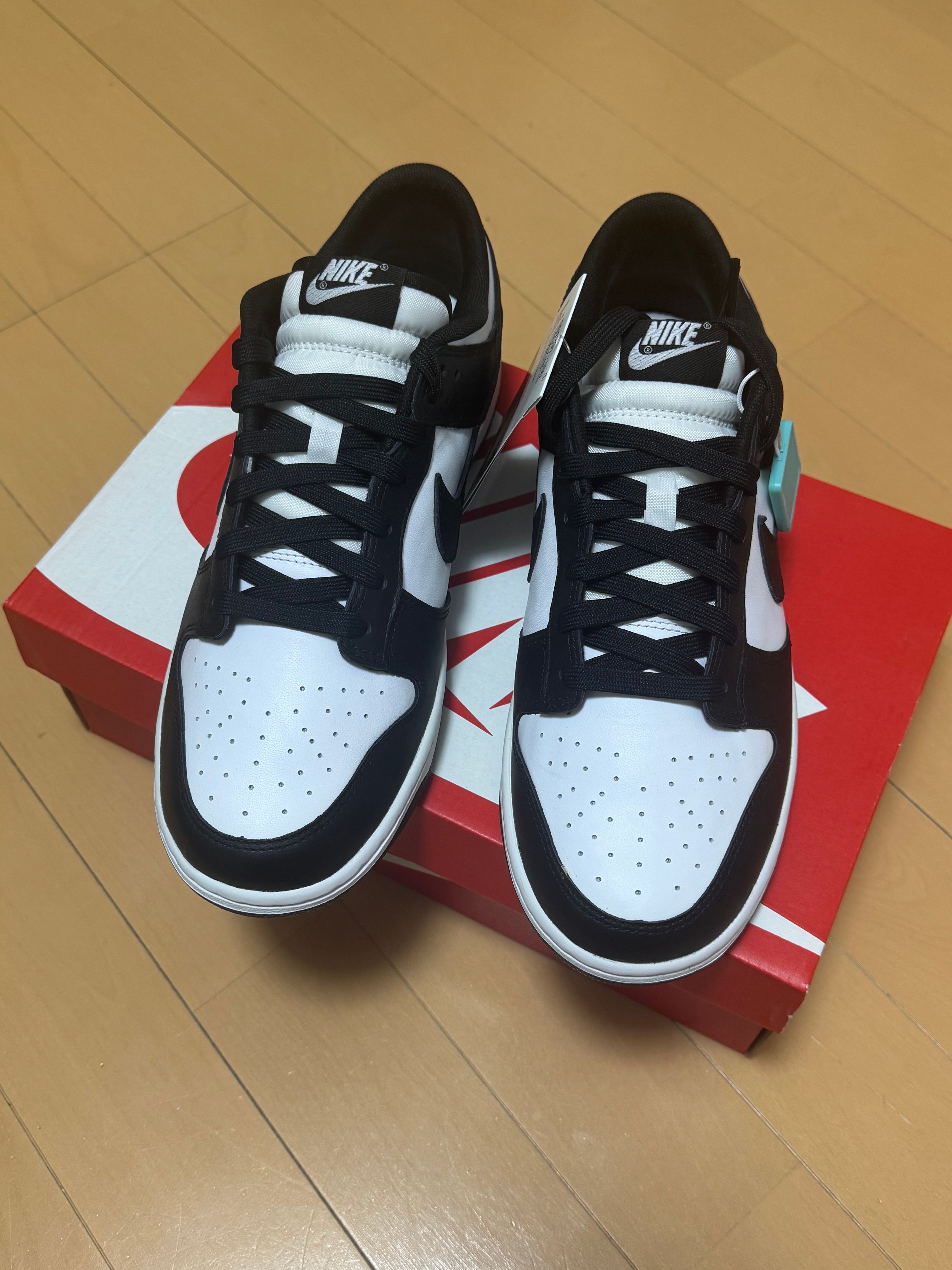 Nike Dunk Low Retro "Panda/White/Black"