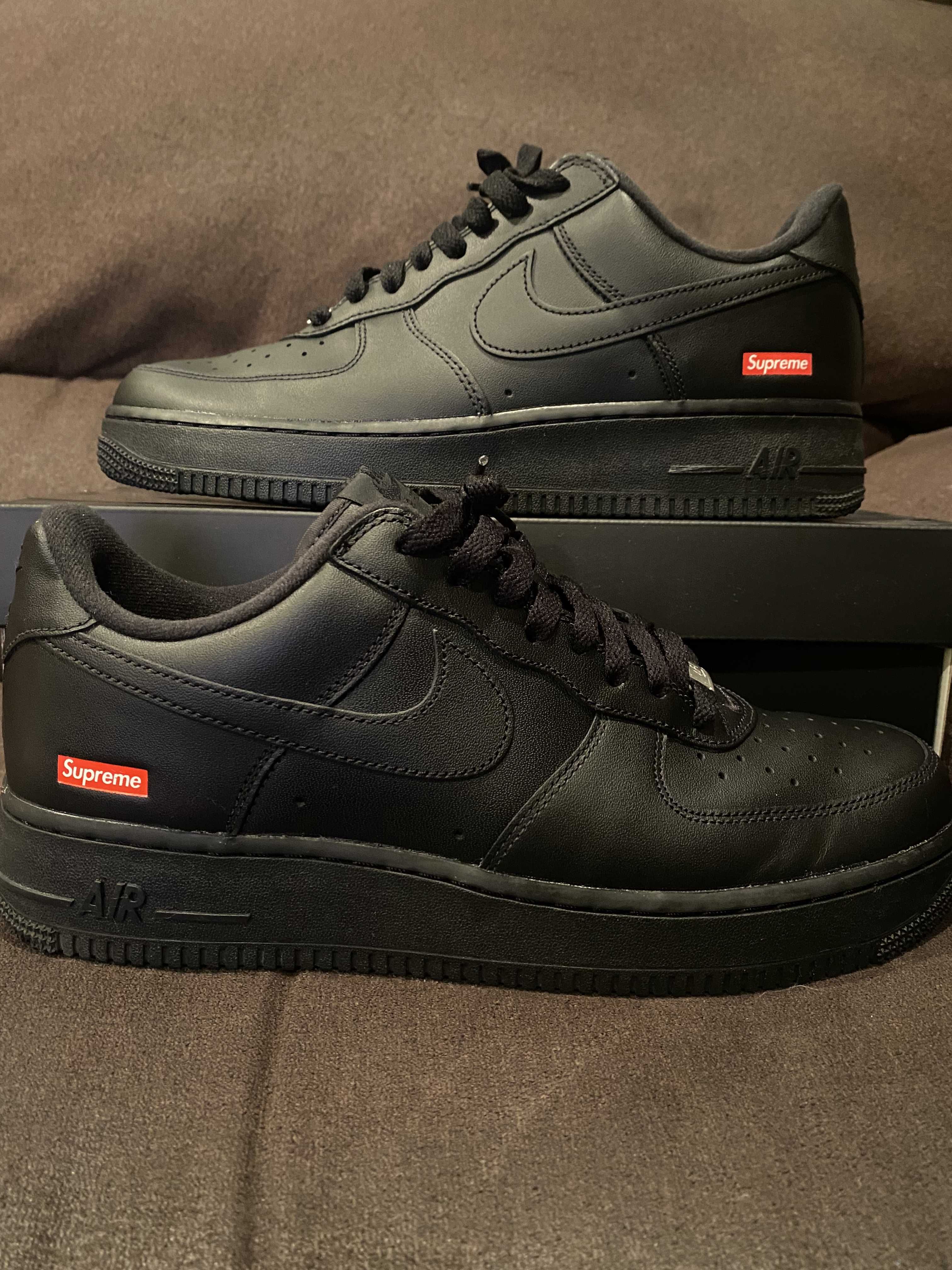 Supreme × Nike Air Force 1 Low "Black"