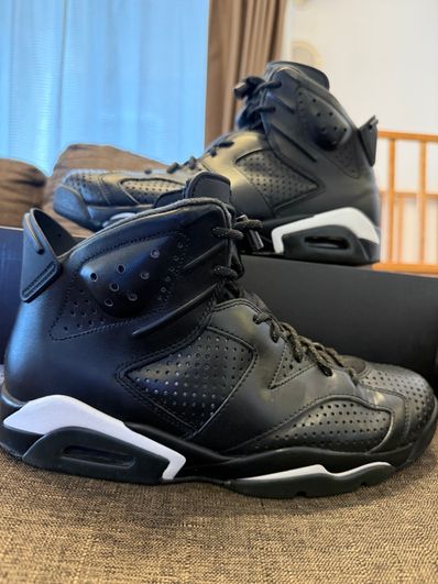 NIKE AIR JORDAN 6 RETRO "BLACK CAT"
