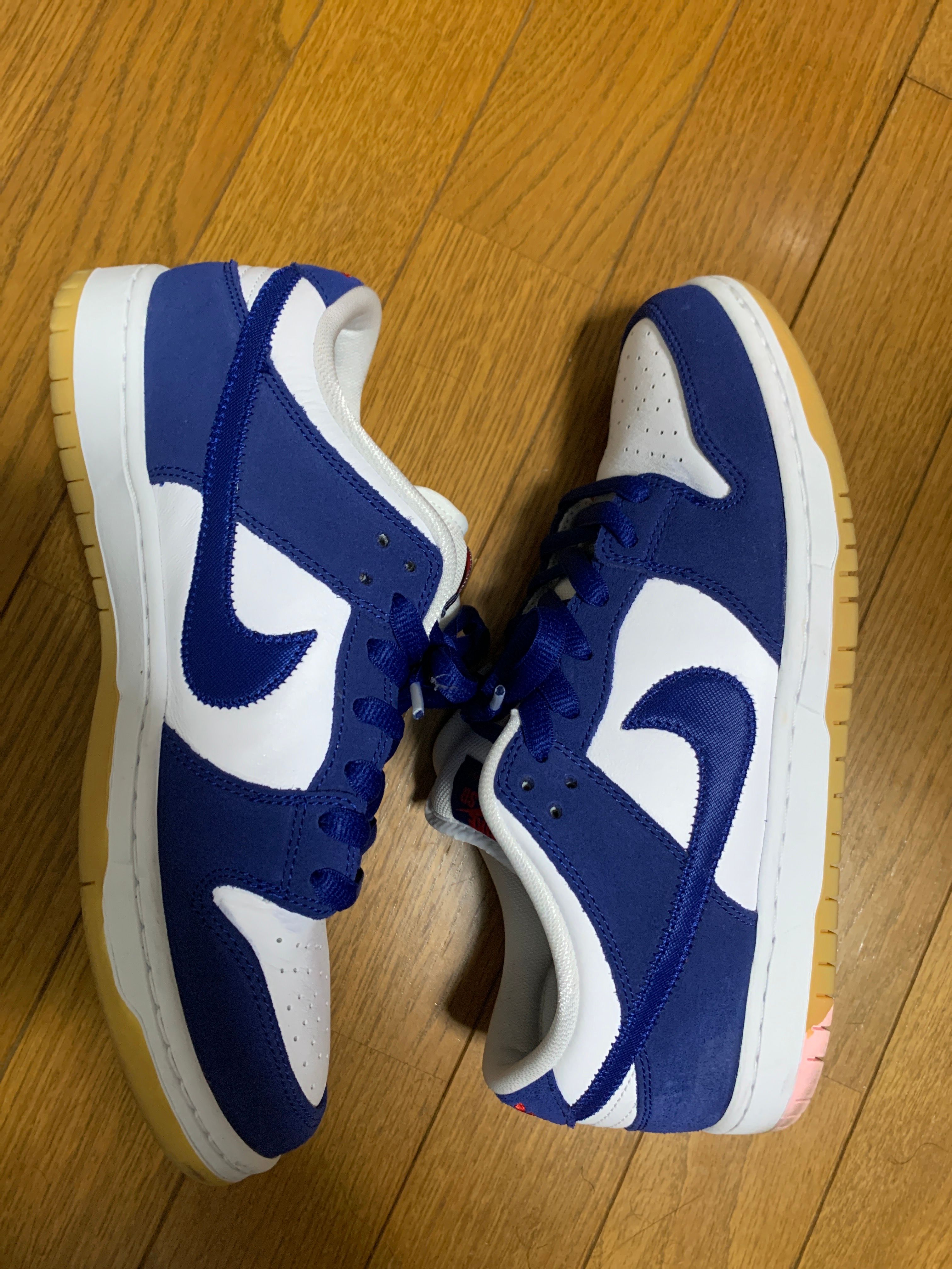 Nike SB Dunk Low "Los Angeles Dodgers/Deep Royal Blue"