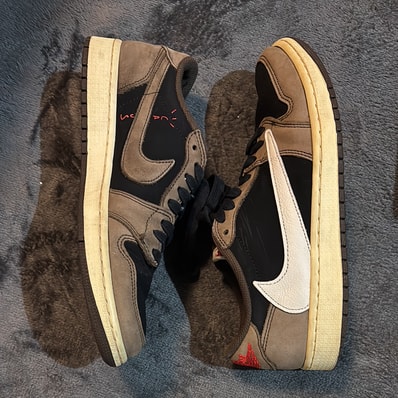 Travis Scott × Nike Air Jordan 1 Low OG SP-T "Black/Dark Mocha"