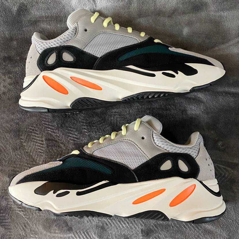 adidas YEEZY Boost 700 "Wave Runner"