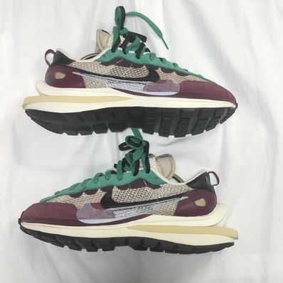 sacai × Nike Vapor Waffle "String/Red/Green"