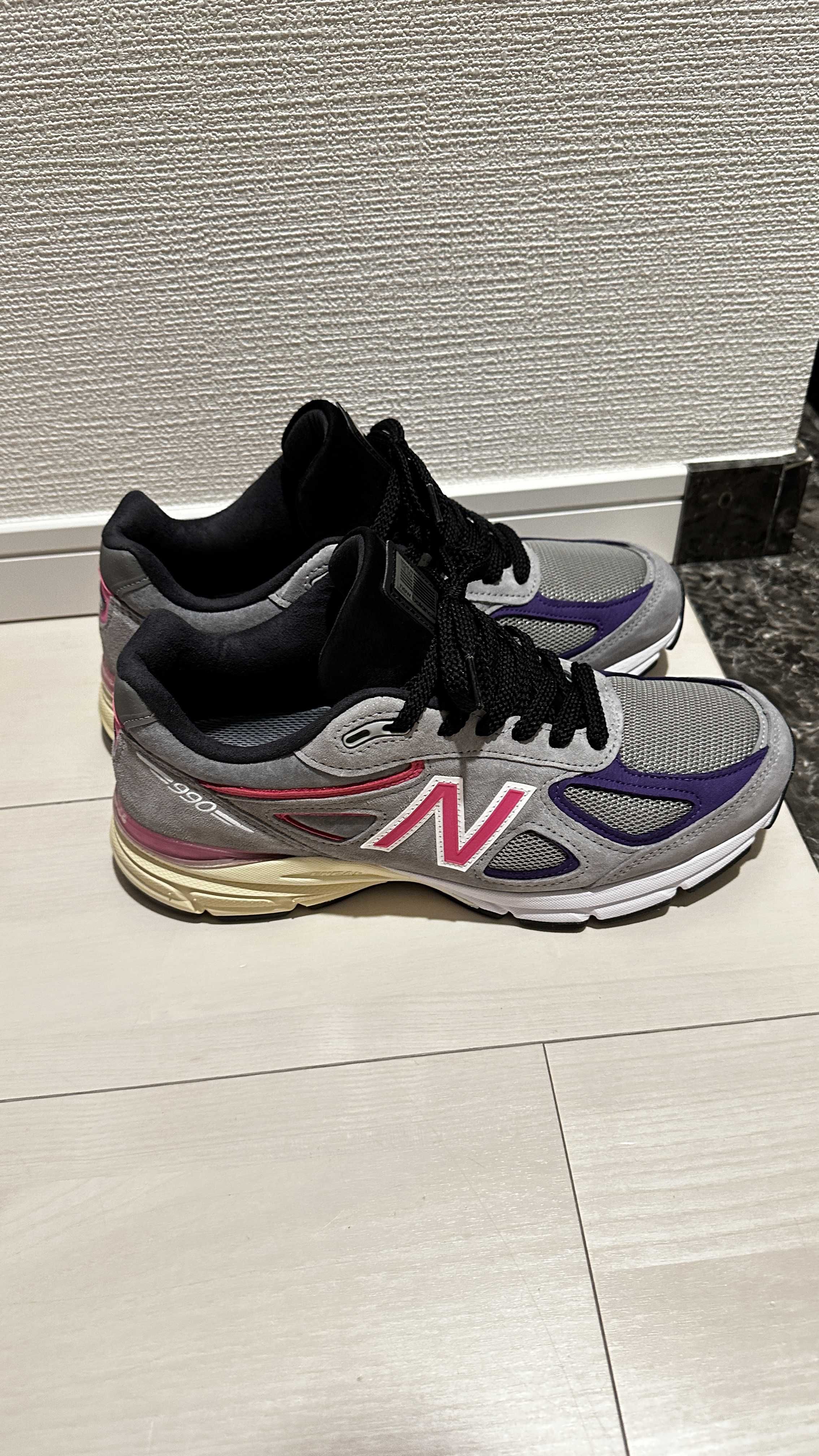 KITH × UNITED ARROWS & SONS × New Balance 990V4 "Smoked Pearl"