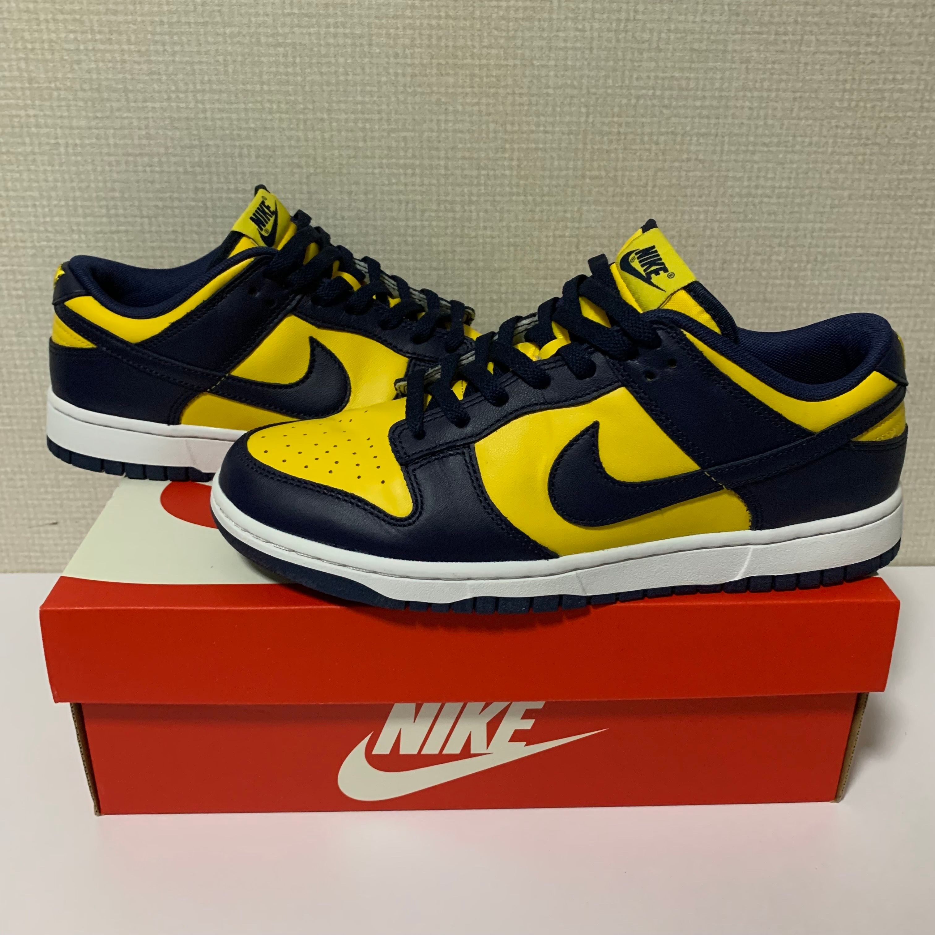 Nike Dunk Low "Michigan"