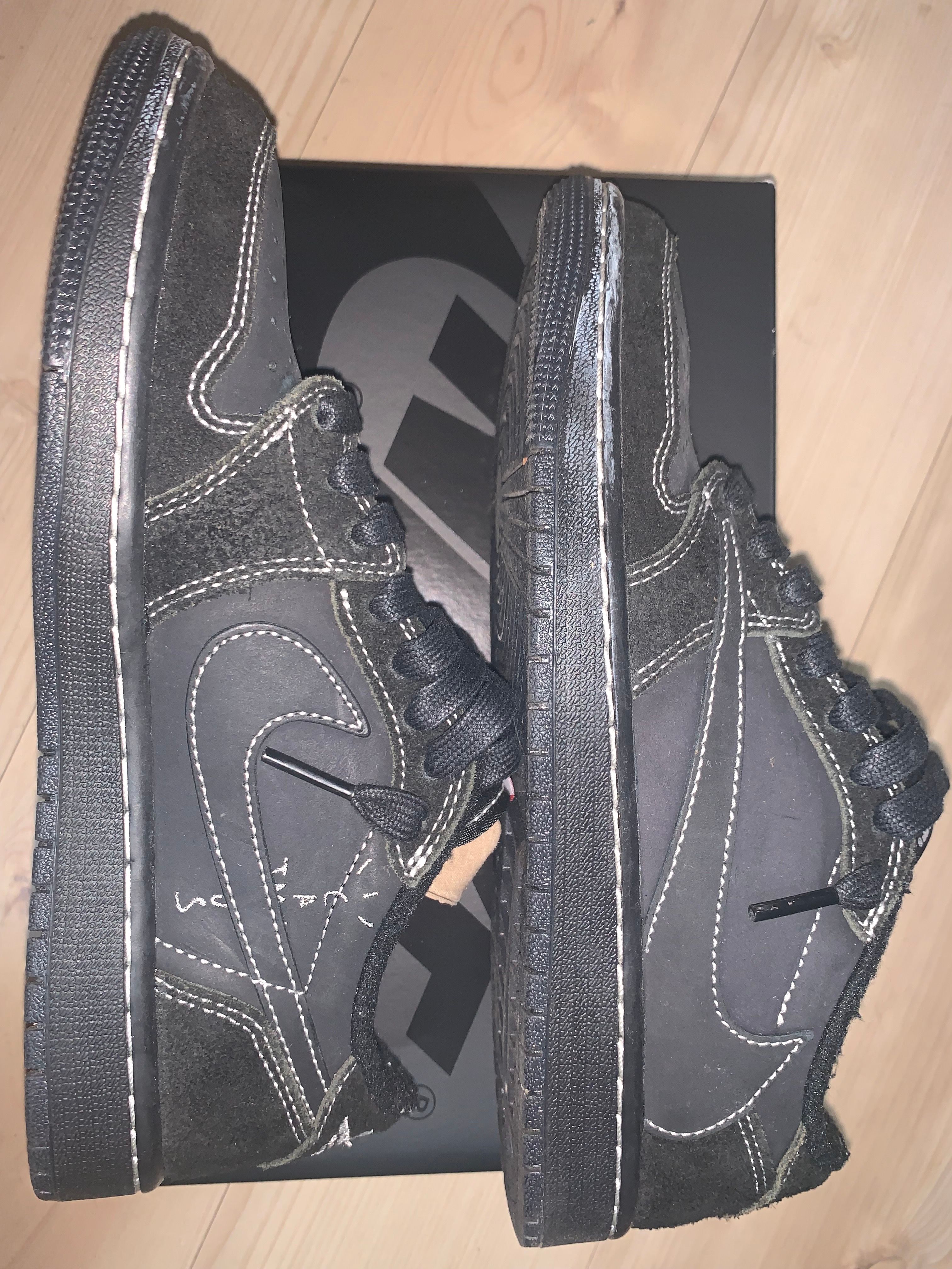 Travis Scott × Nike Air Jordan 1 Low OG SP "Black Phantom"