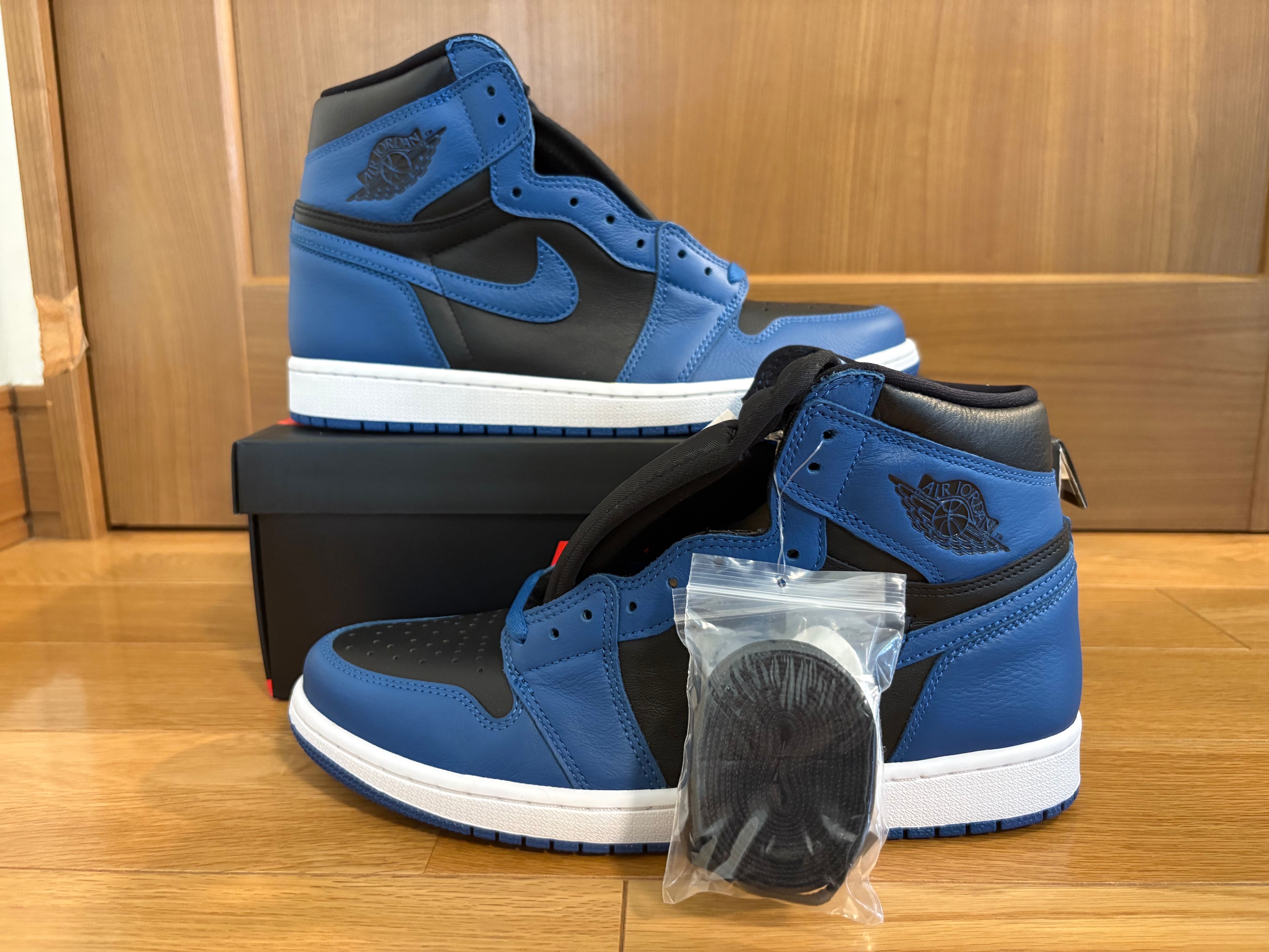 Nike Air Jordan 1 Retro High OG "Dark Marina Blue"