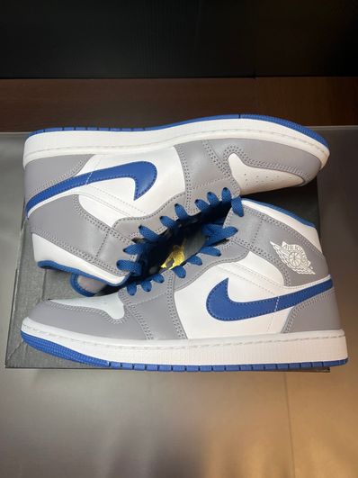 Nike Air Jordan 1 Mid "True Blue"