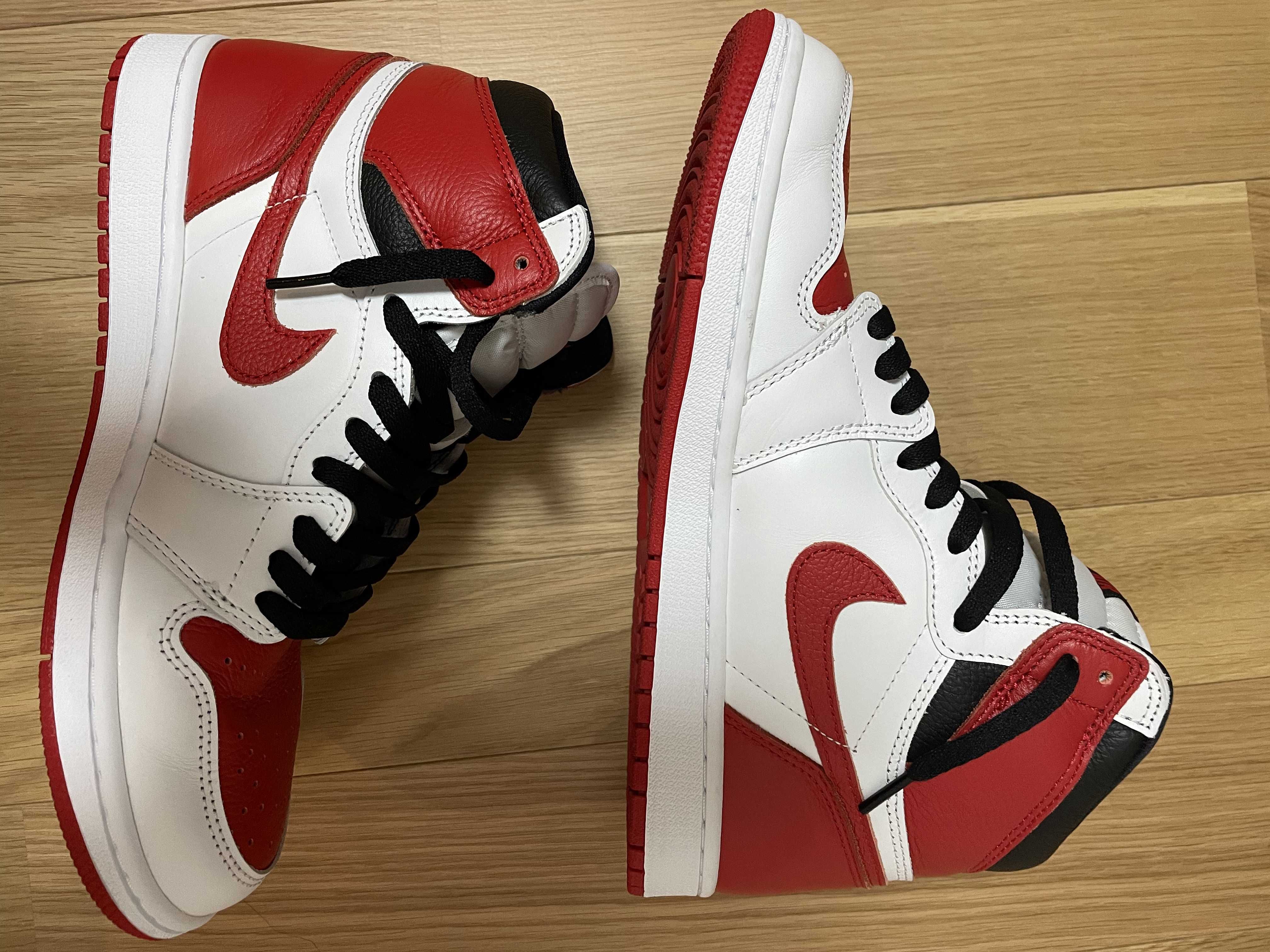 Nike Air Jordan 1 High OG "Heritage" 