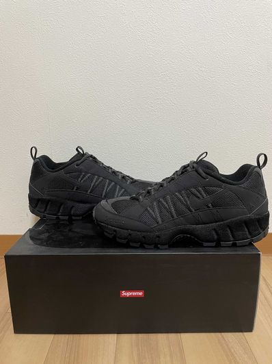 Supreme × Nike Air Humara "Black"