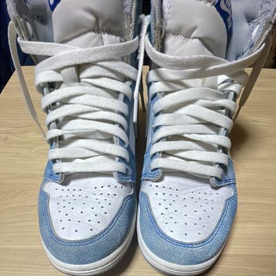 Nike Air Jordan 1 High OG "Hyper Royal"