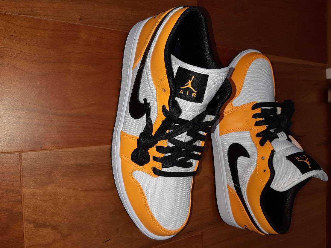 Nike Women's Air Jordan 1 Low SE "Laser Orange Black"   