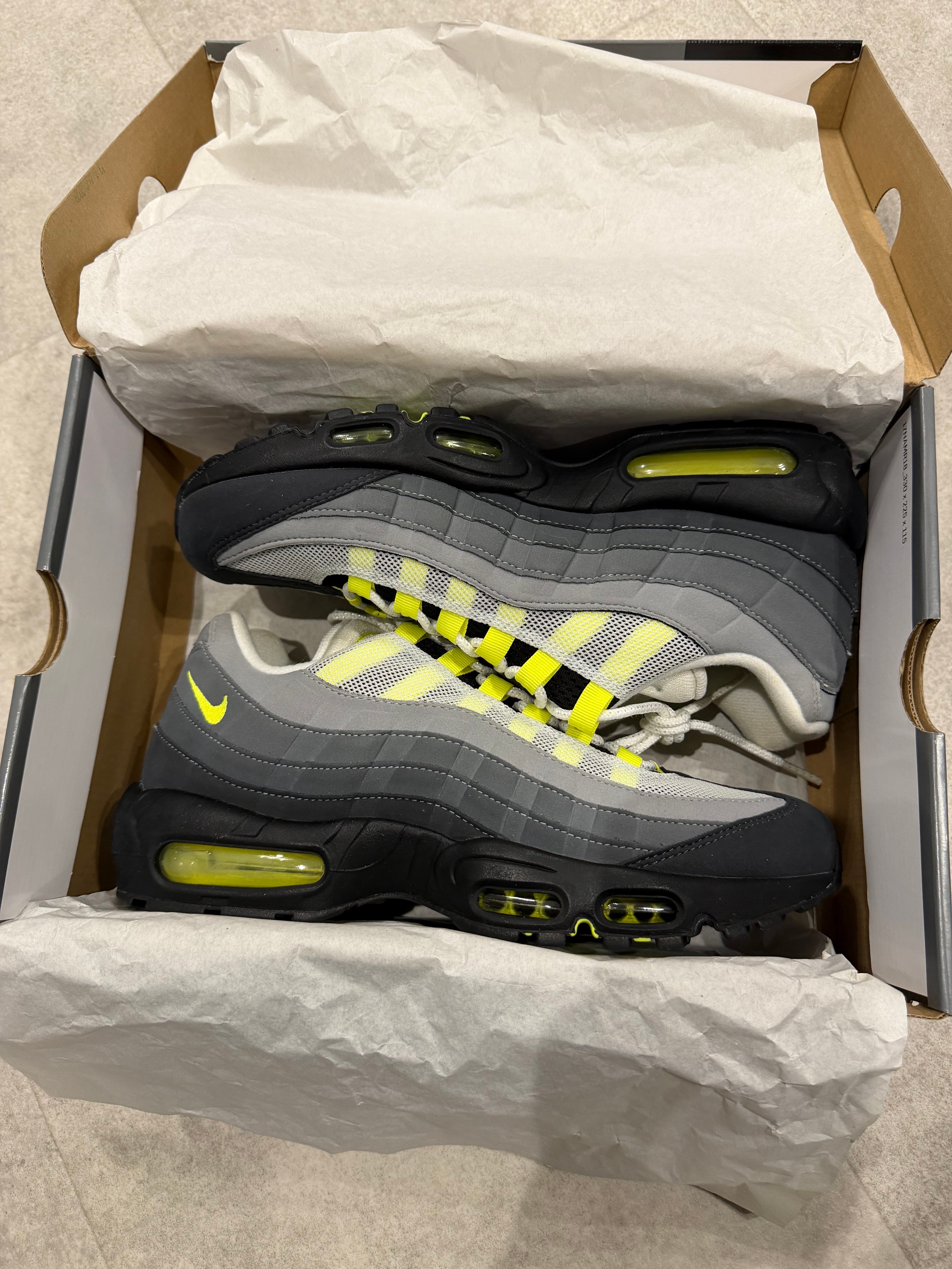 ナイキ エアマックス95 OG ビッグバブル "ネオンイエロー/イエローグラデ" (2025)