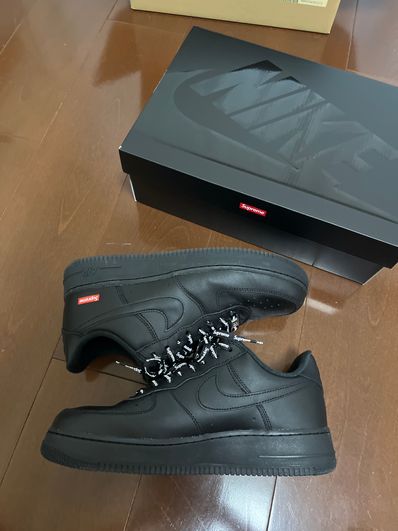 Supreme × Nike Air Force 1 Low "Black"