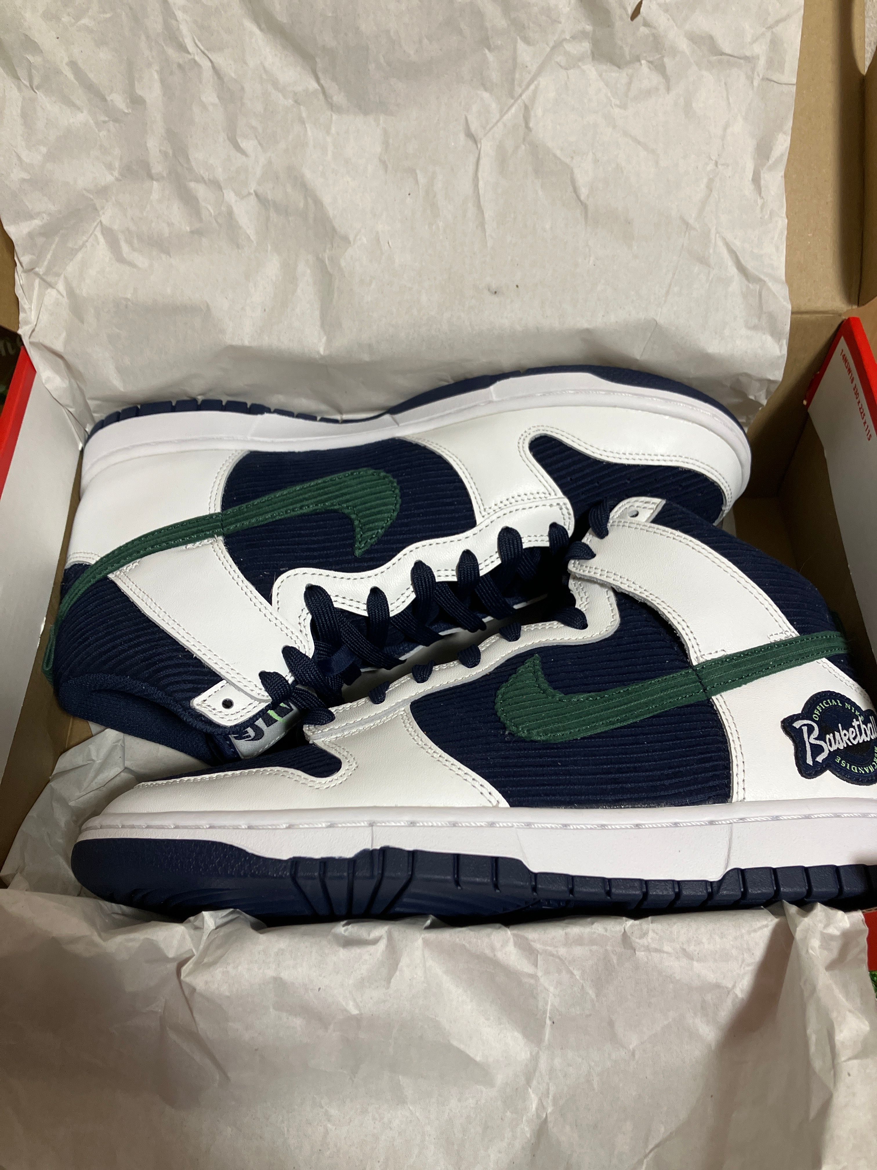 Nike Dunk High EMB "College Navy"