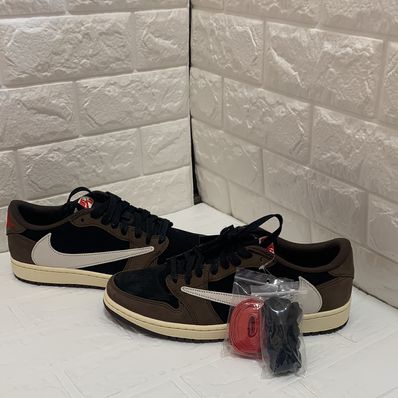 Travis Scott × Nike Air Jordan 1 Low OG SP-T "Black/Dark Mocha"