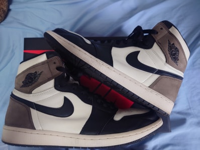 Nike Air Jordan 1 High OG "Sail/Dark Mocha/Black"