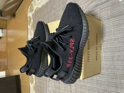 adidas YEEZY Boost 350 V2 "Core Black/Red" (2020)