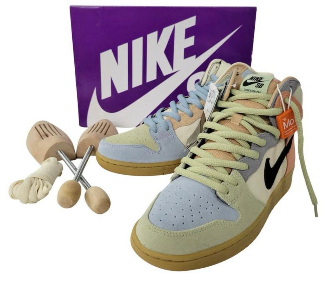 Nike SB Dunk High "Easter Spectrum"