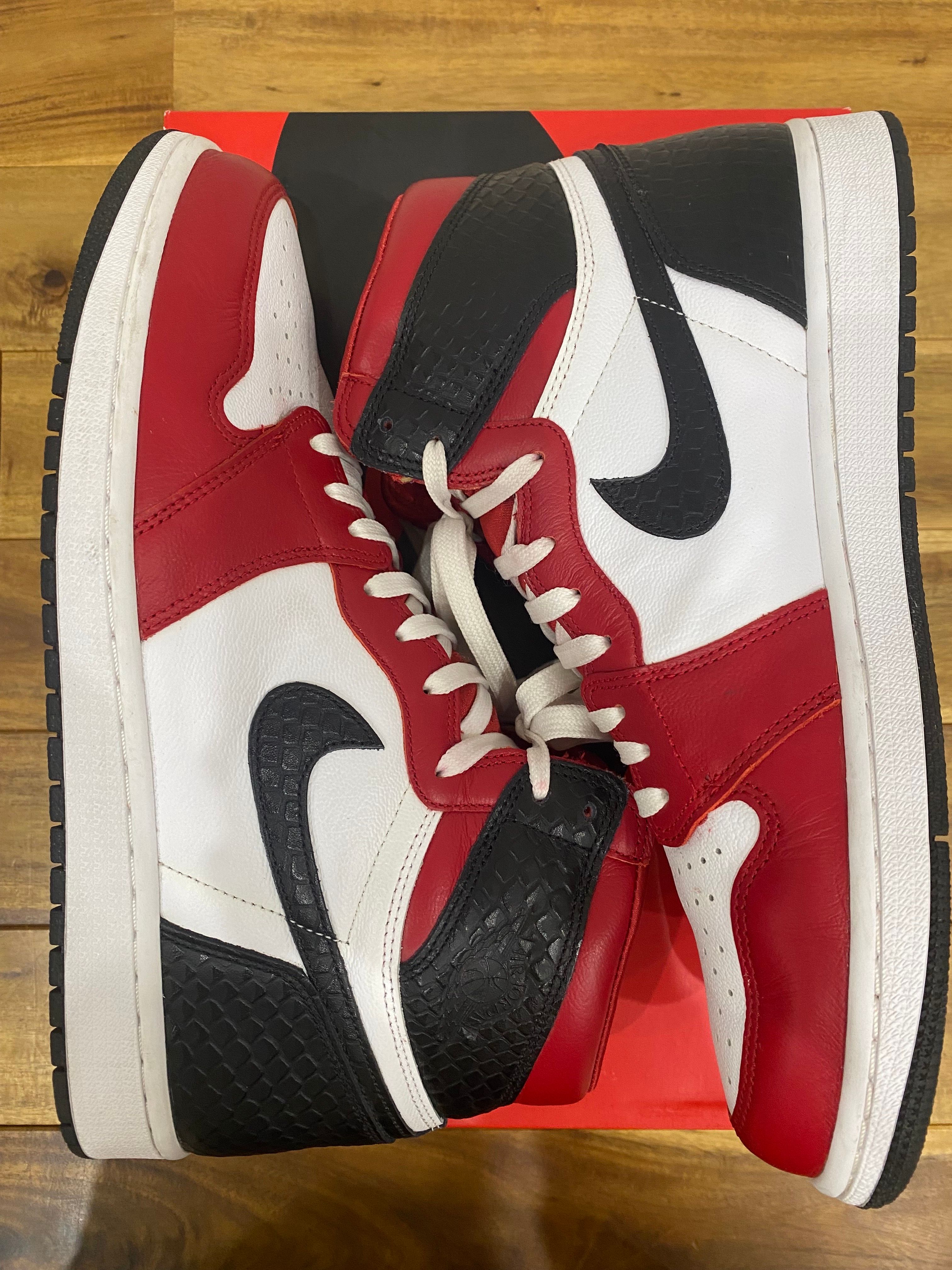 Nike Women's Air Jordan 1 High OG "Satin Red"