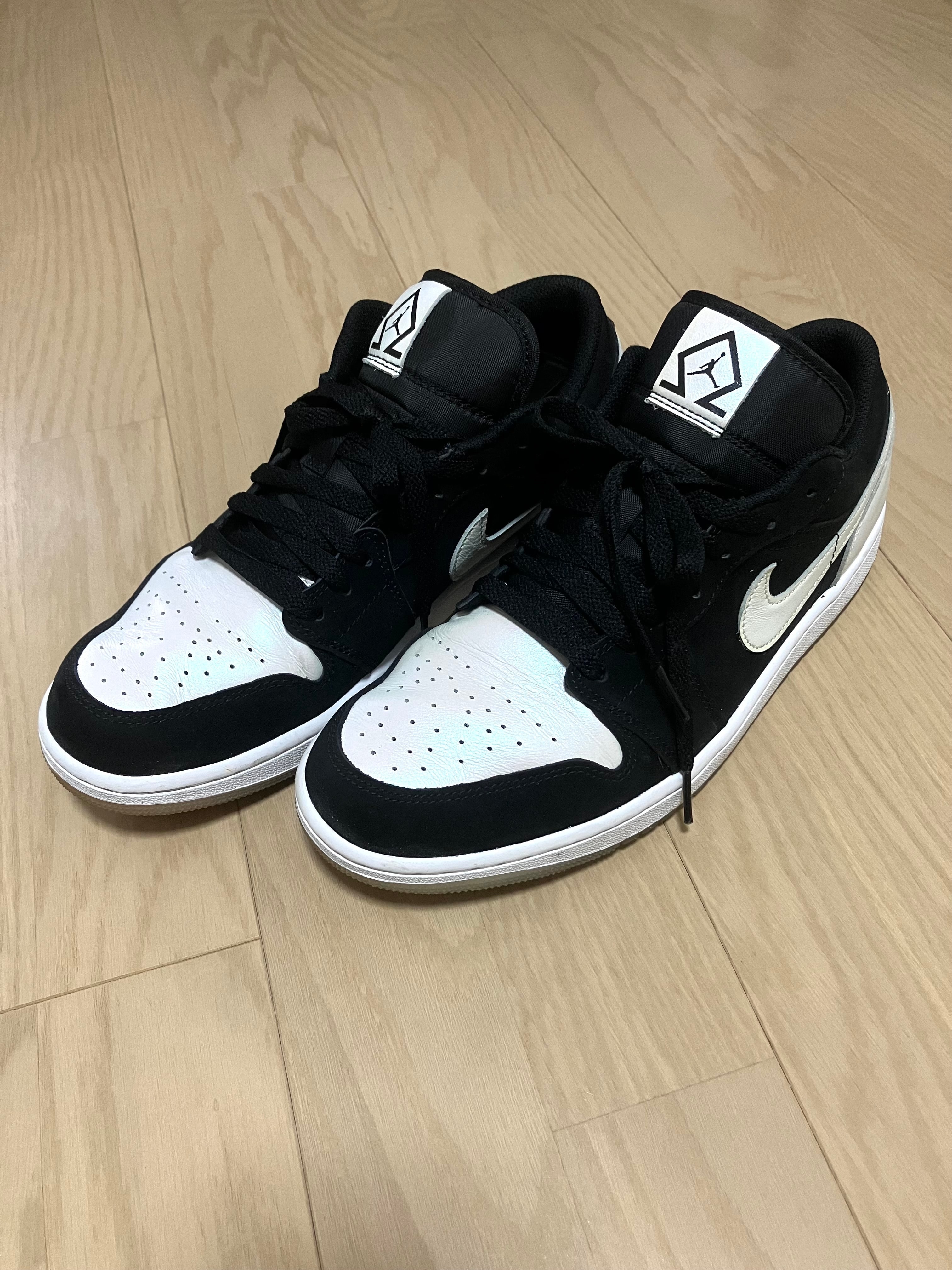 Nike Air Jordan 1 Low "Omega/Black/White"