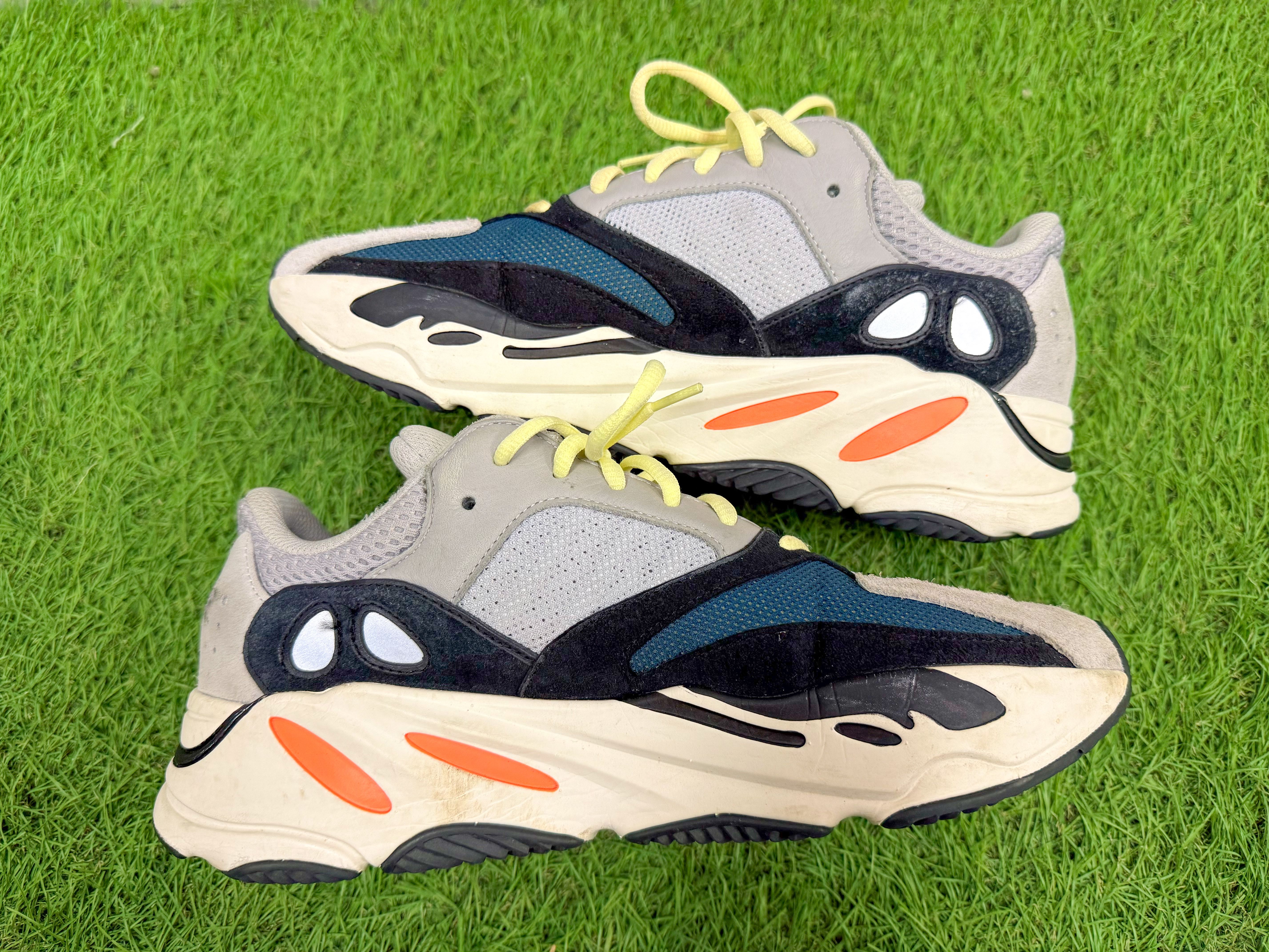 adidas YEEZY Boost 700 "Wave Runner"