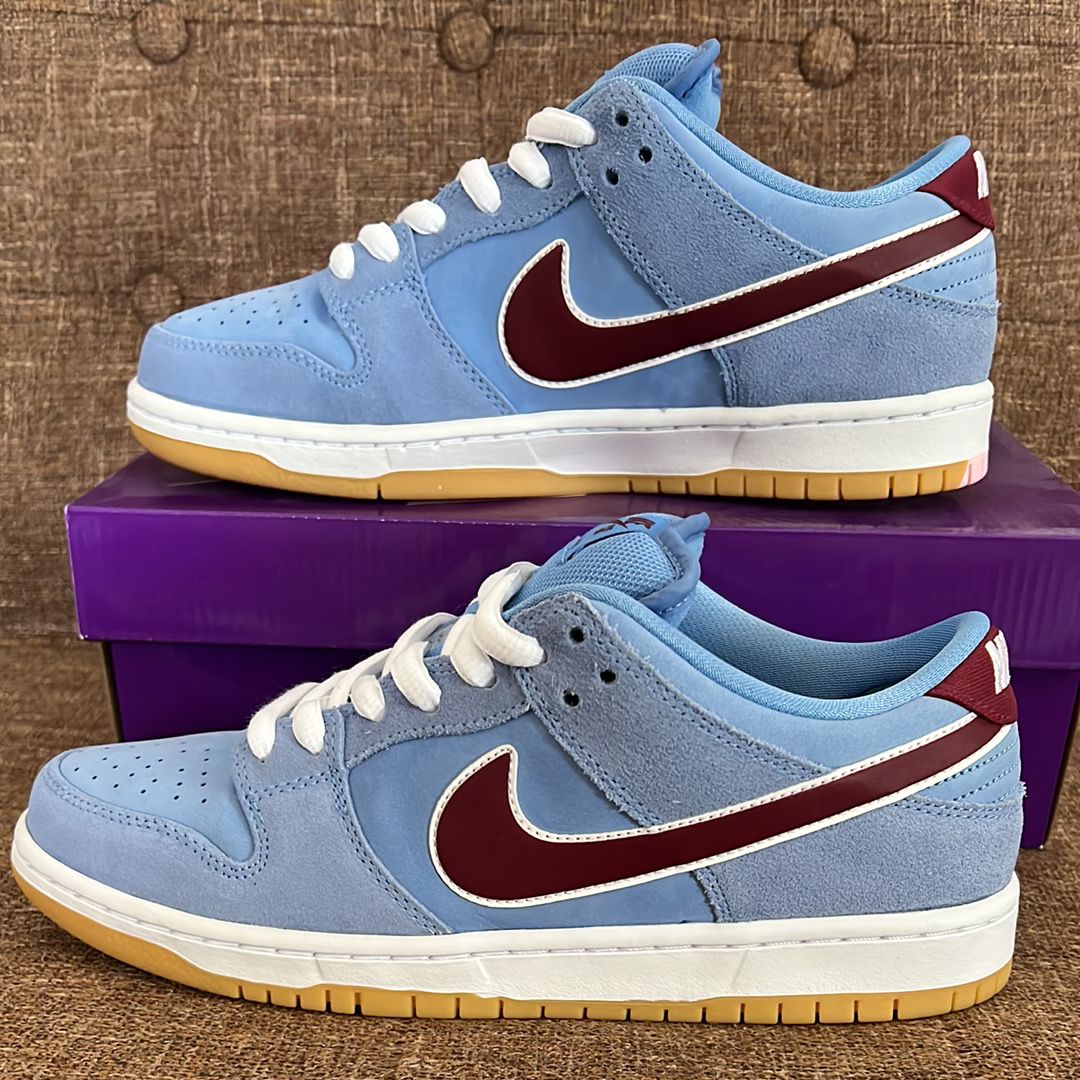 Nike SB Dunk Low Pro "Philadelphia Phillies/Valor Blue and Team Maroon"
