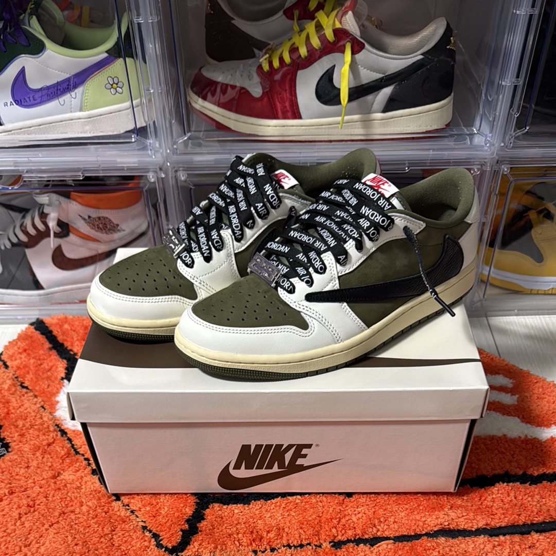 Travis Scott × Nike Air Jordan 1 Low OG SP "Reverse Olive"