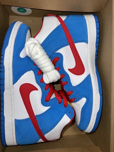 Nike SB Dunk High "Doraemon"