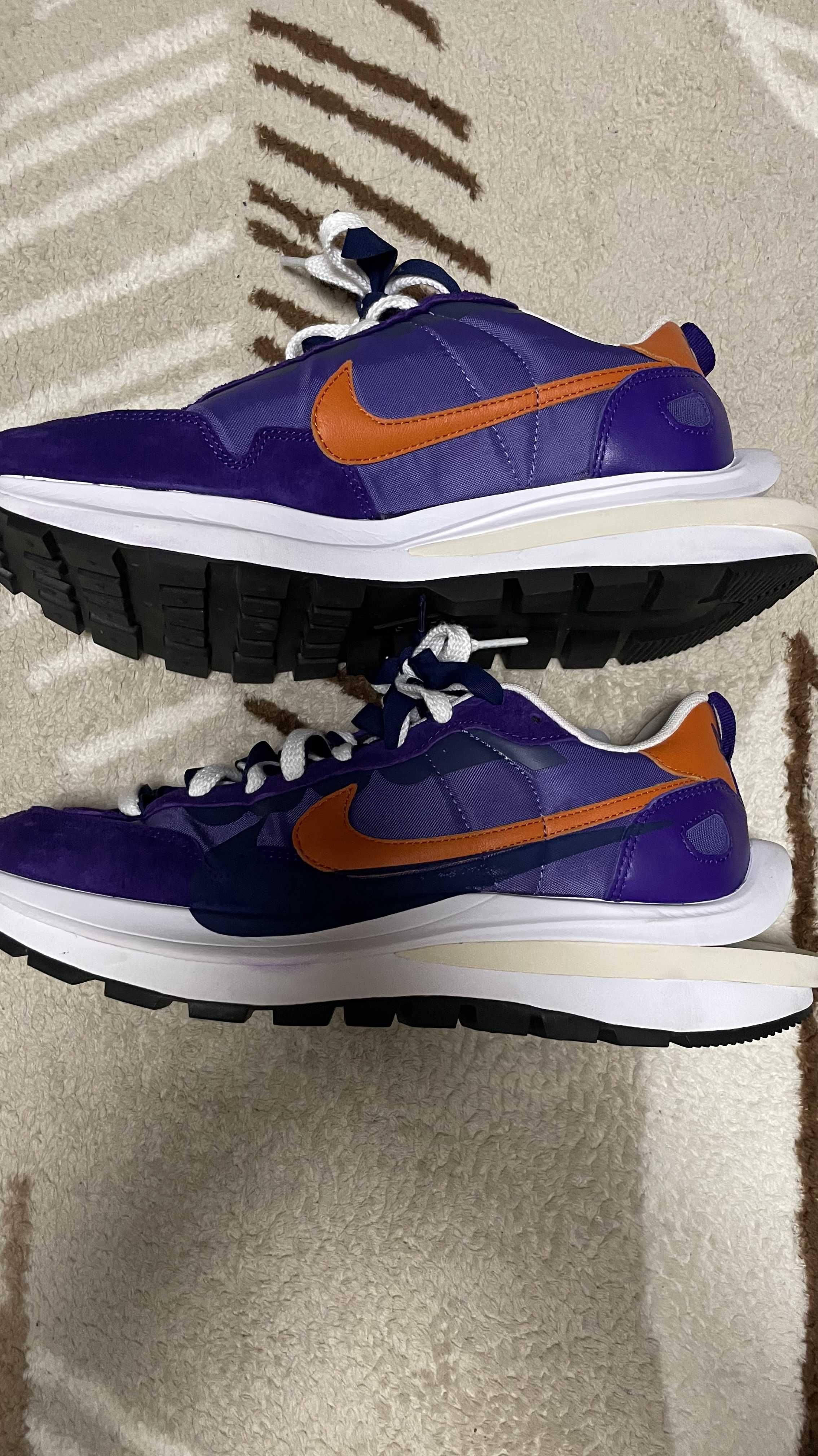 SACAI × NIKE VAPOR WAFFLE "DARK IRIS"