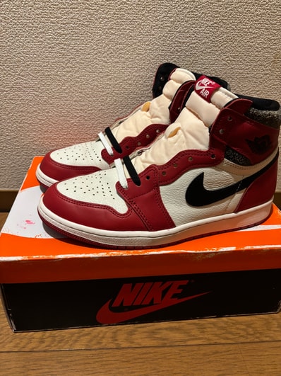 Nike Air Jordan 1 High OG "Lost & Found/Chicago"