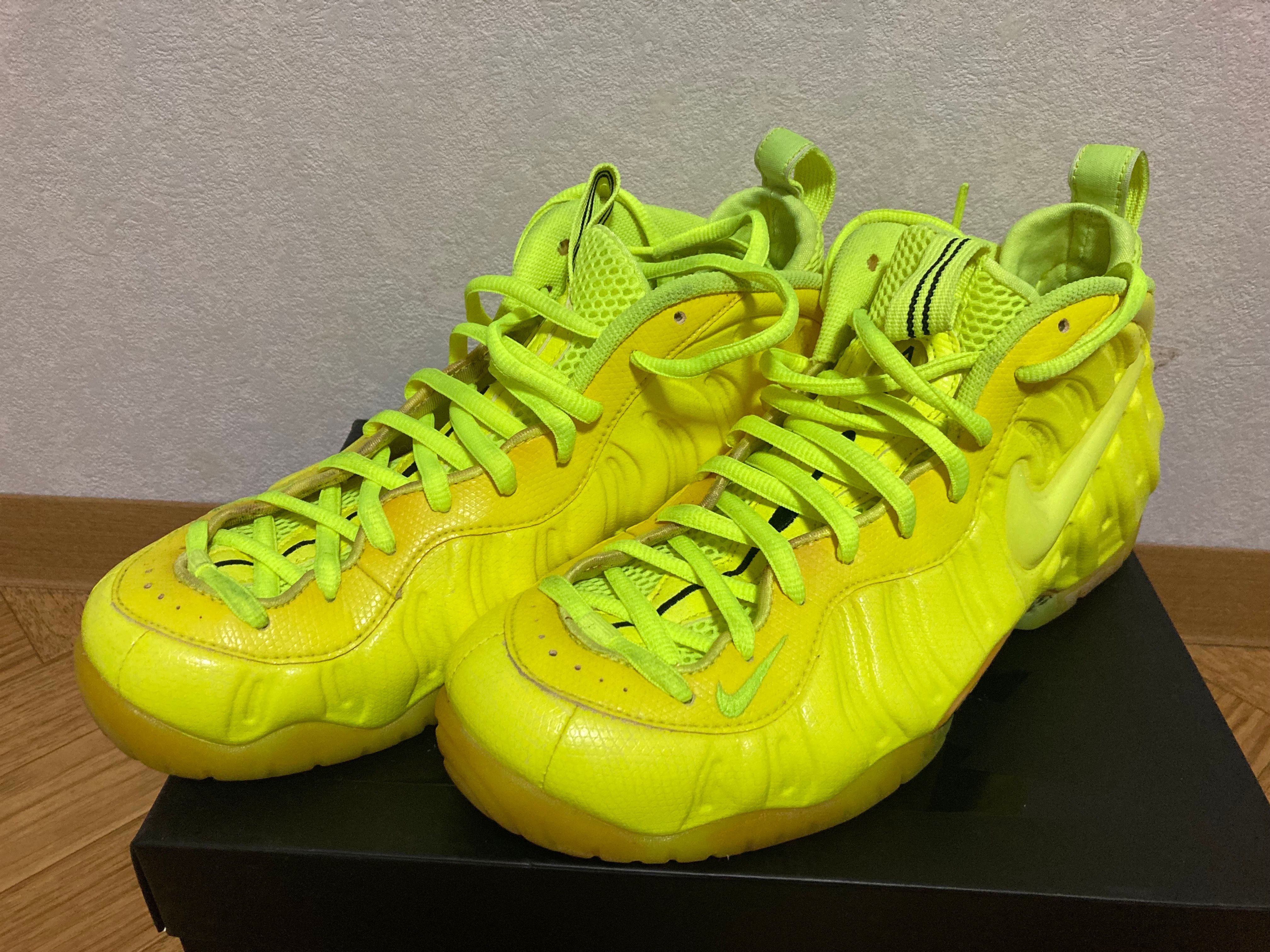 Nike Air Foamposite Pro "Volt" (2014)