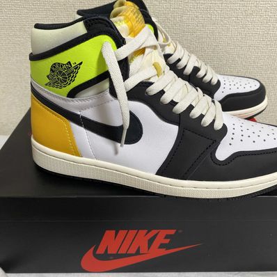 Nike Air Jordan 1 High OG "Volt Gold"