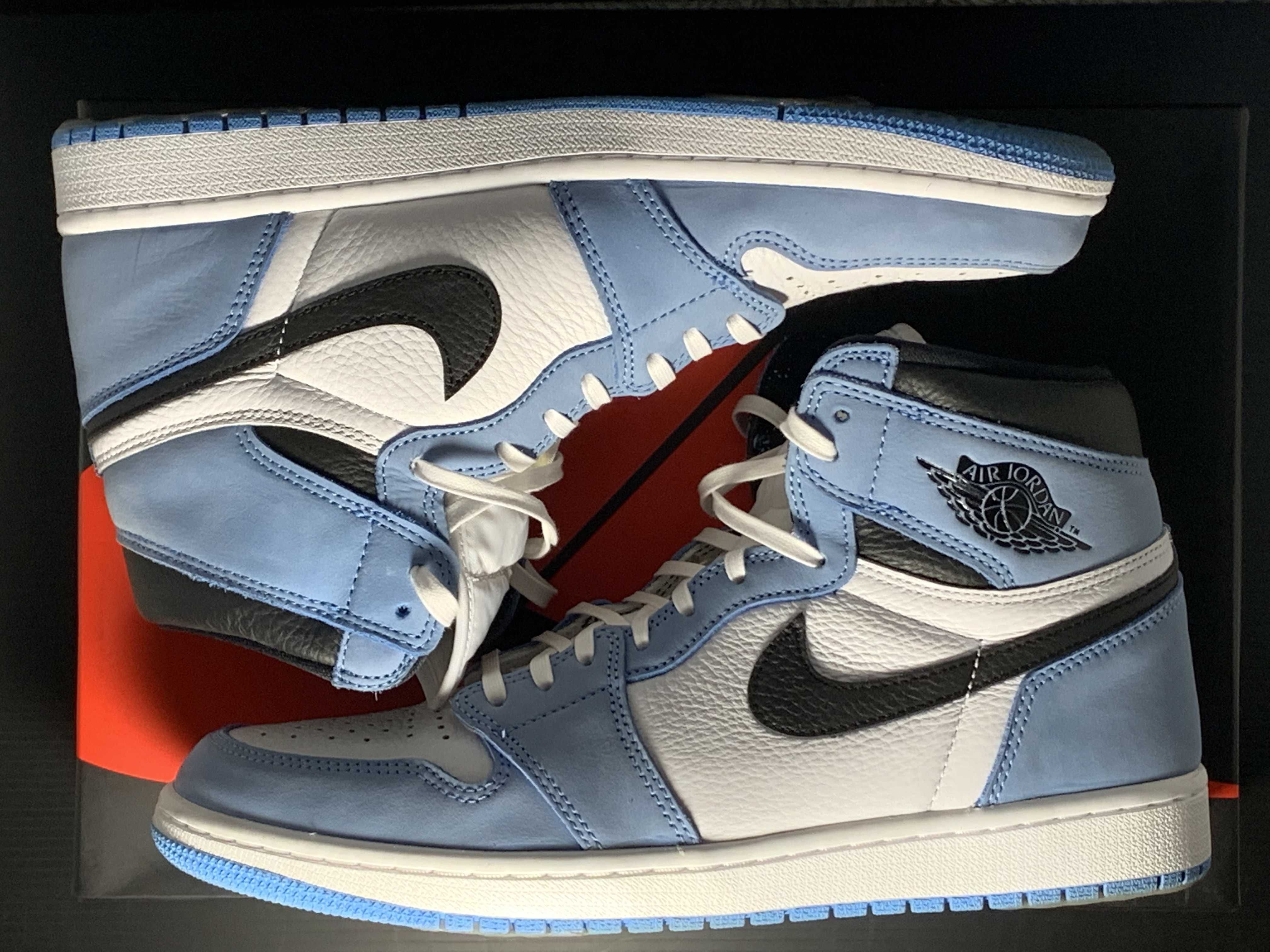 Nike Air Jordan 1 High OG "University Blue"