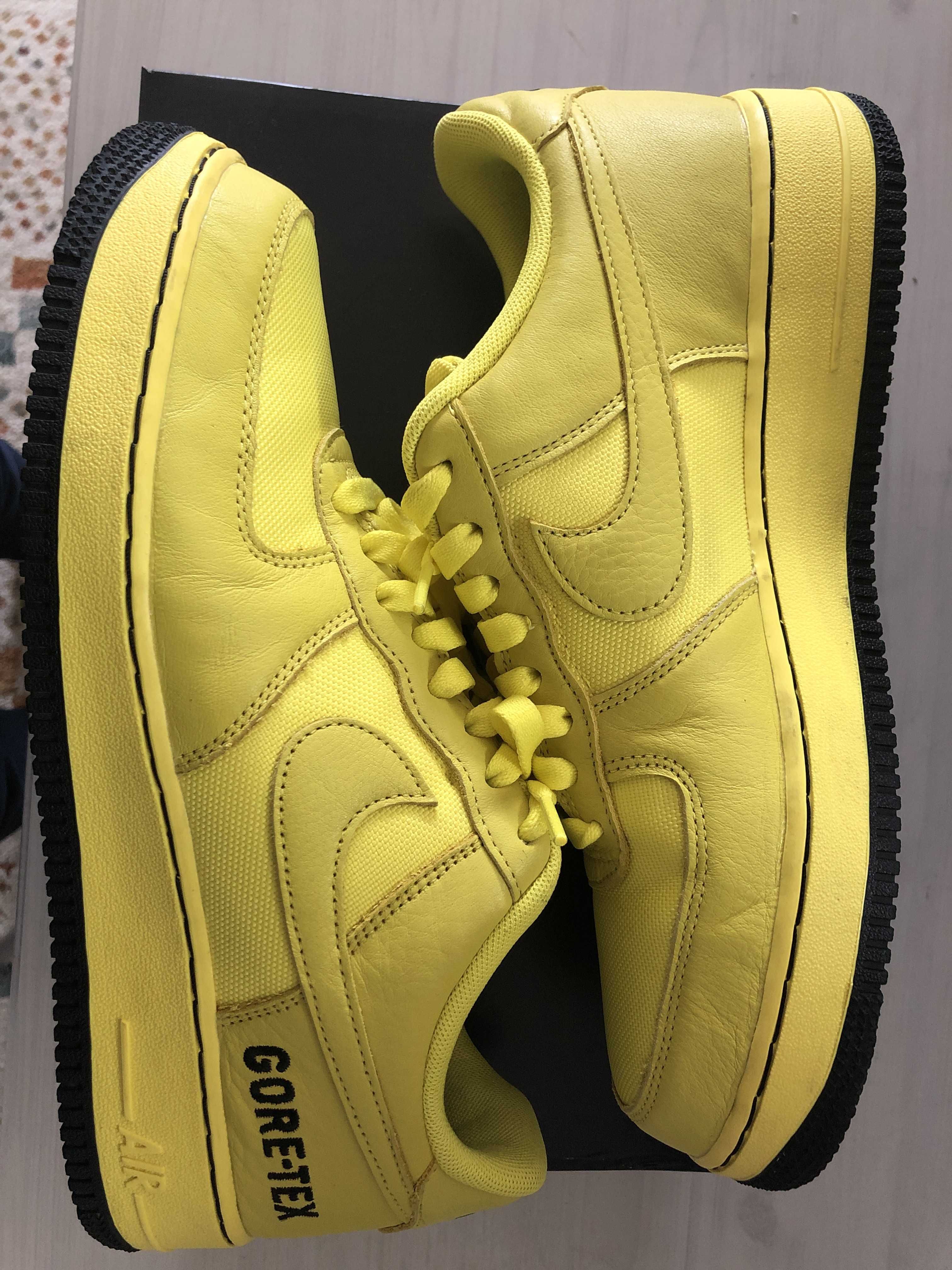 Nike Air Force 1 Low Gore-Tex "Dynamic Yellow"