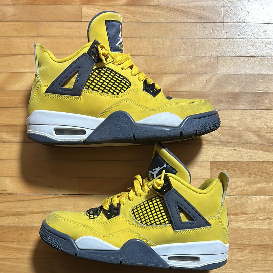 NIKE GS AIR JORDAN 4 "TOUR YELLOW"