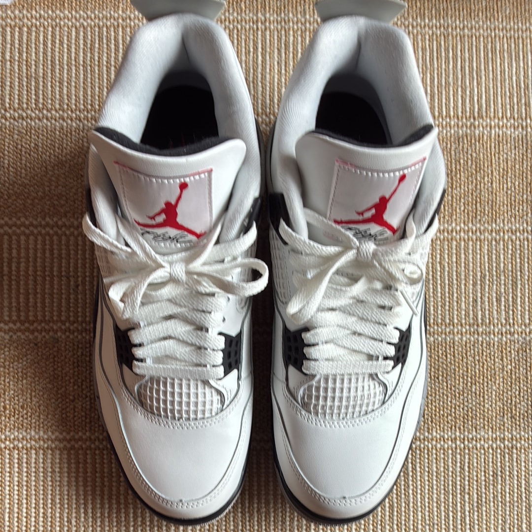 Nike Air Jordan 4 Retro "White/Cement" (2025)