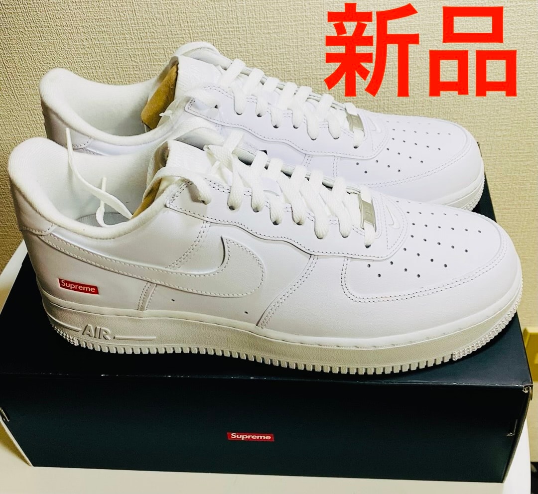 Supreme × Nike Air Force 1 Low "White"
