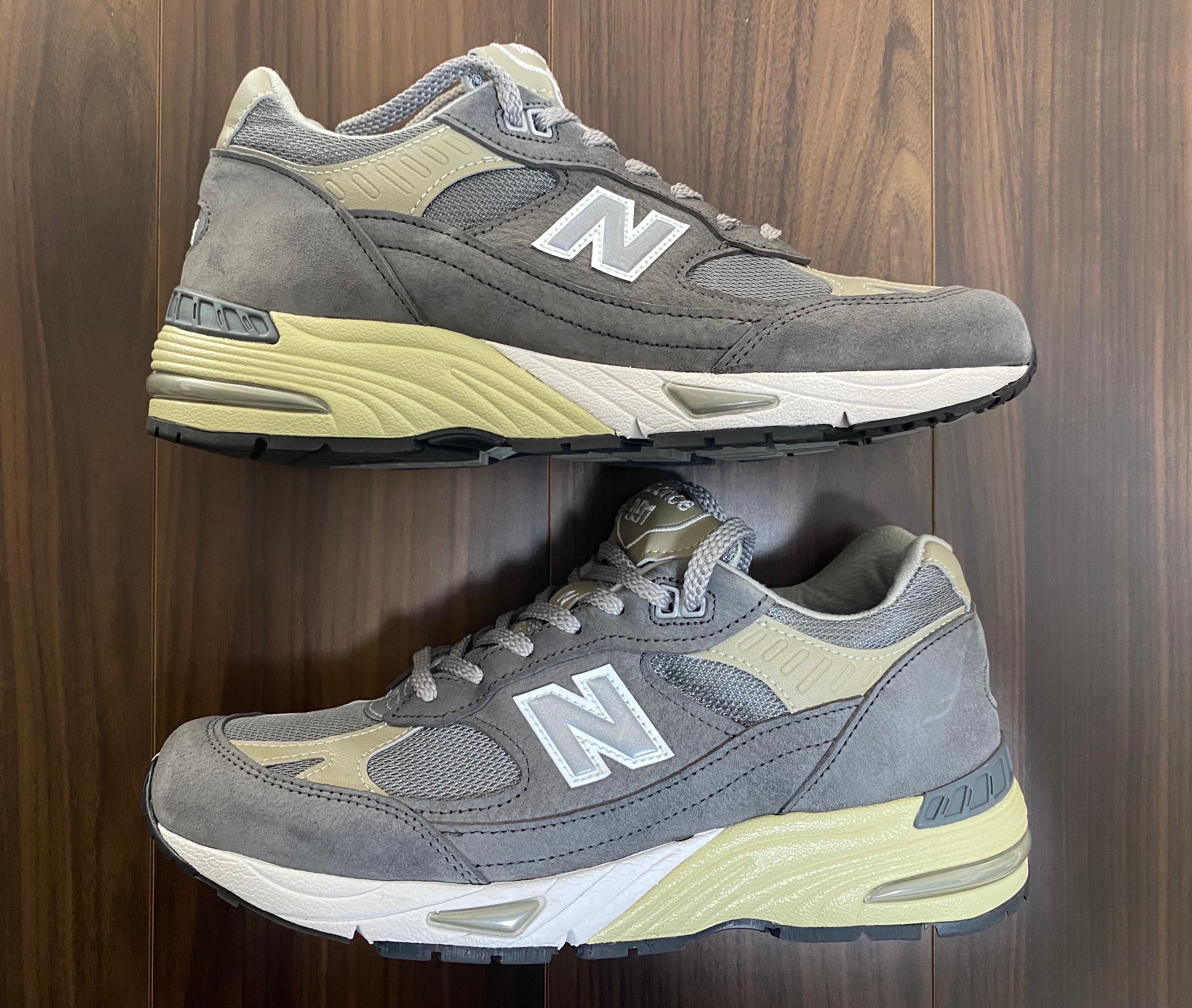 New Balance M991UKF Flimby Catalogue Pack "Grey/White"