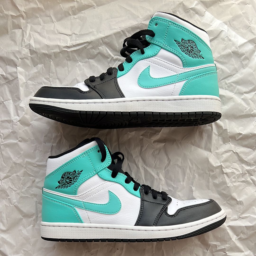 Nike Air Jordan 1 Mid "Tropical Twist"