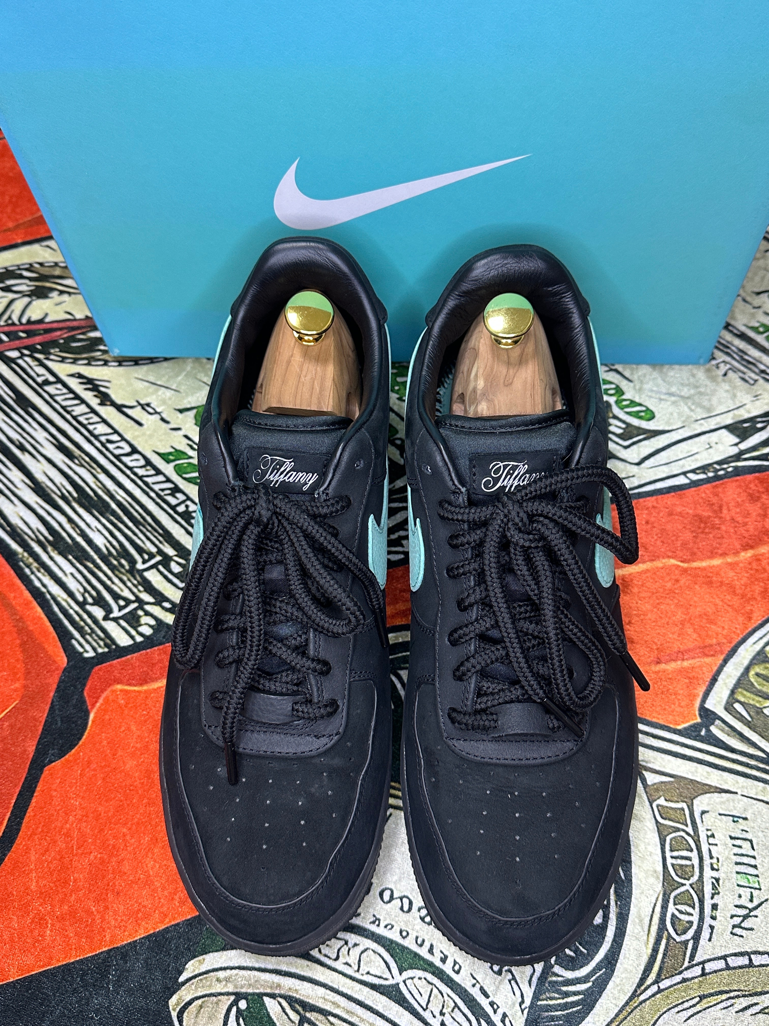 Tiffany & Co. × Nike Air Force 1 Low "1837"