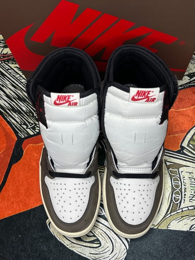 Travis Scott × Nike Air Jordan 1 Retro High OG TS SP "Sail/Dark Mocha"