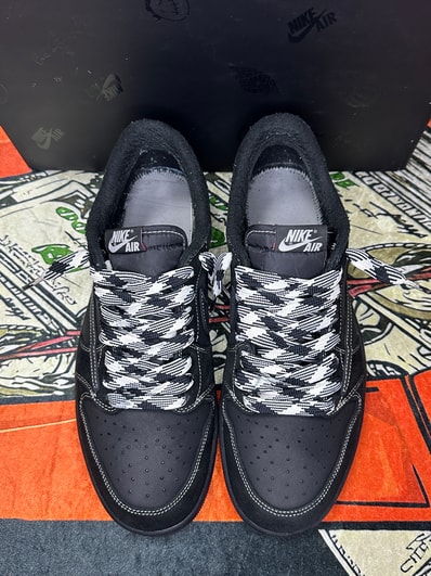 Travis Scott × Nike Air Jordan 1 Low OG SP "Black Phantom"