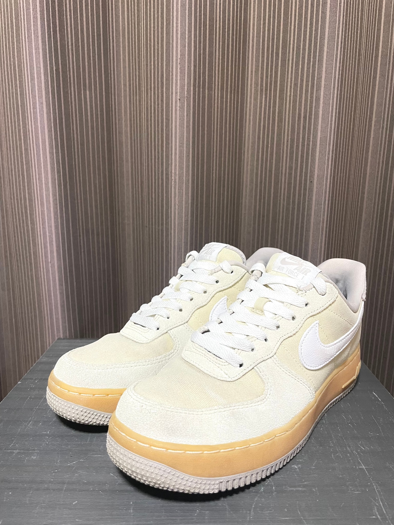 Nike Women's Air Force 1 '07 "Light Khaki/Gum Yellow/College Grey/White"