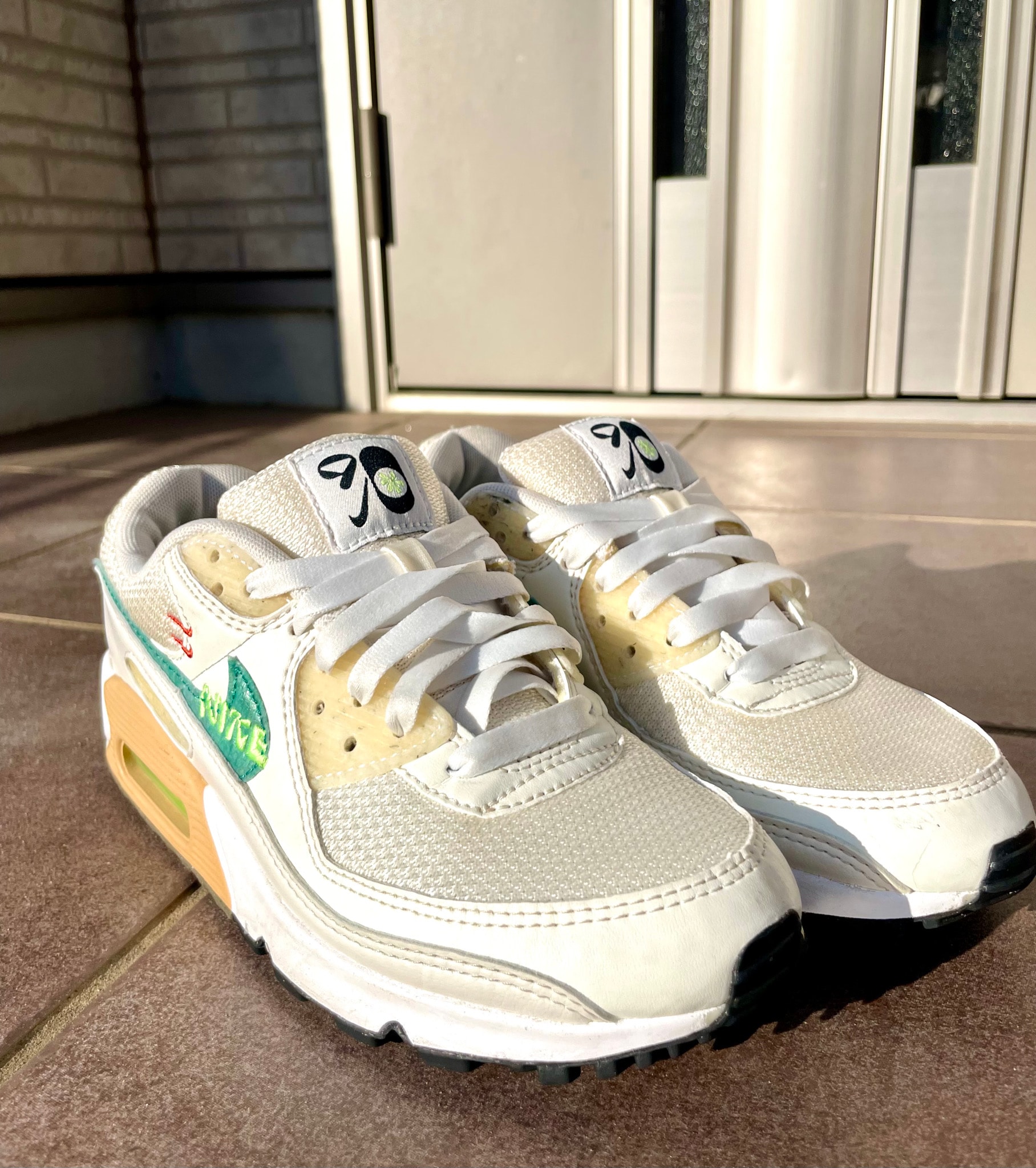 Nike Women's Air Max 90 SE "Summit White/Sail/Phantom/Neptune Green"