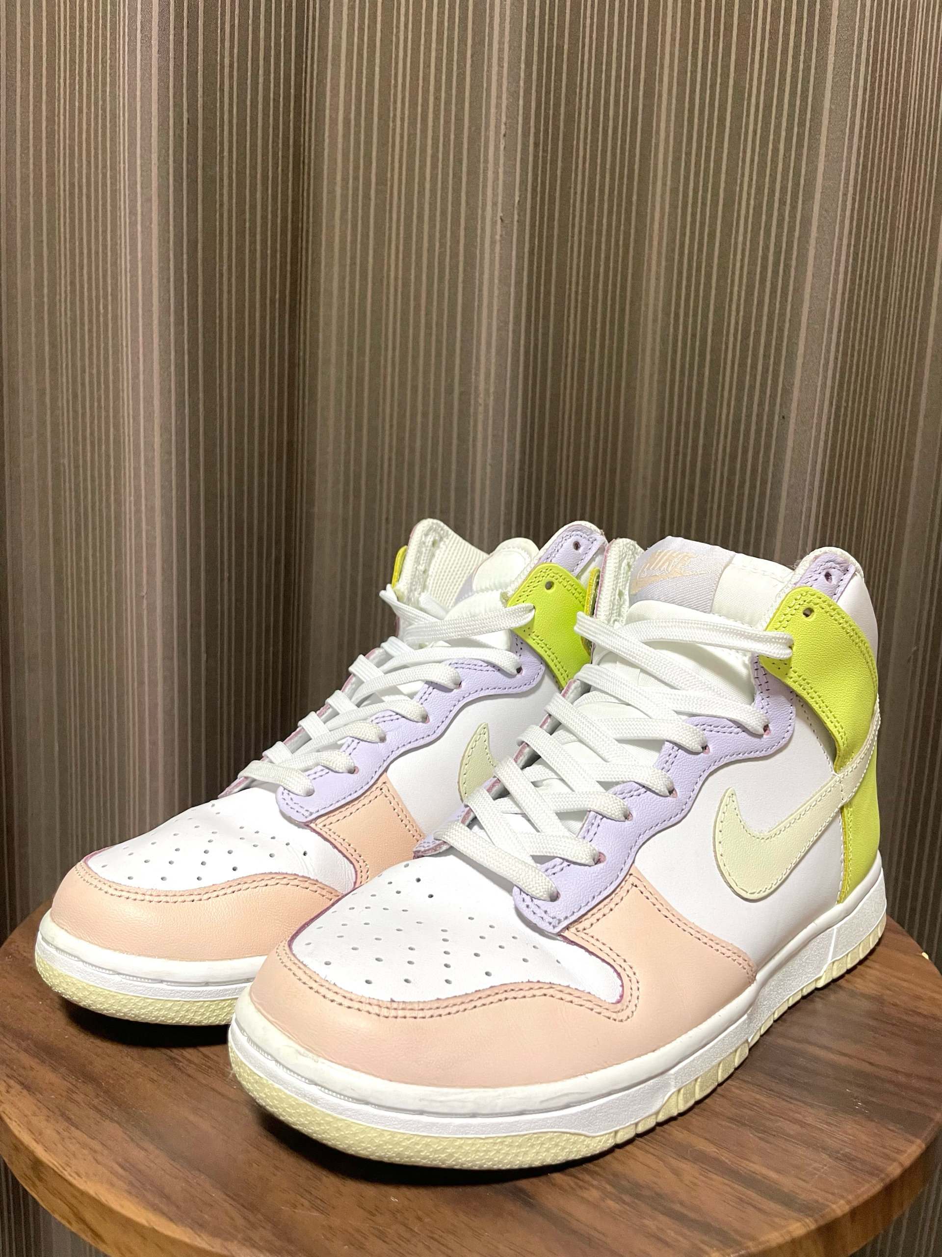 NIKE Women's DUNK HIGH "CASHMERE"