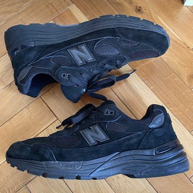 New Balance 992 "Triple Black"