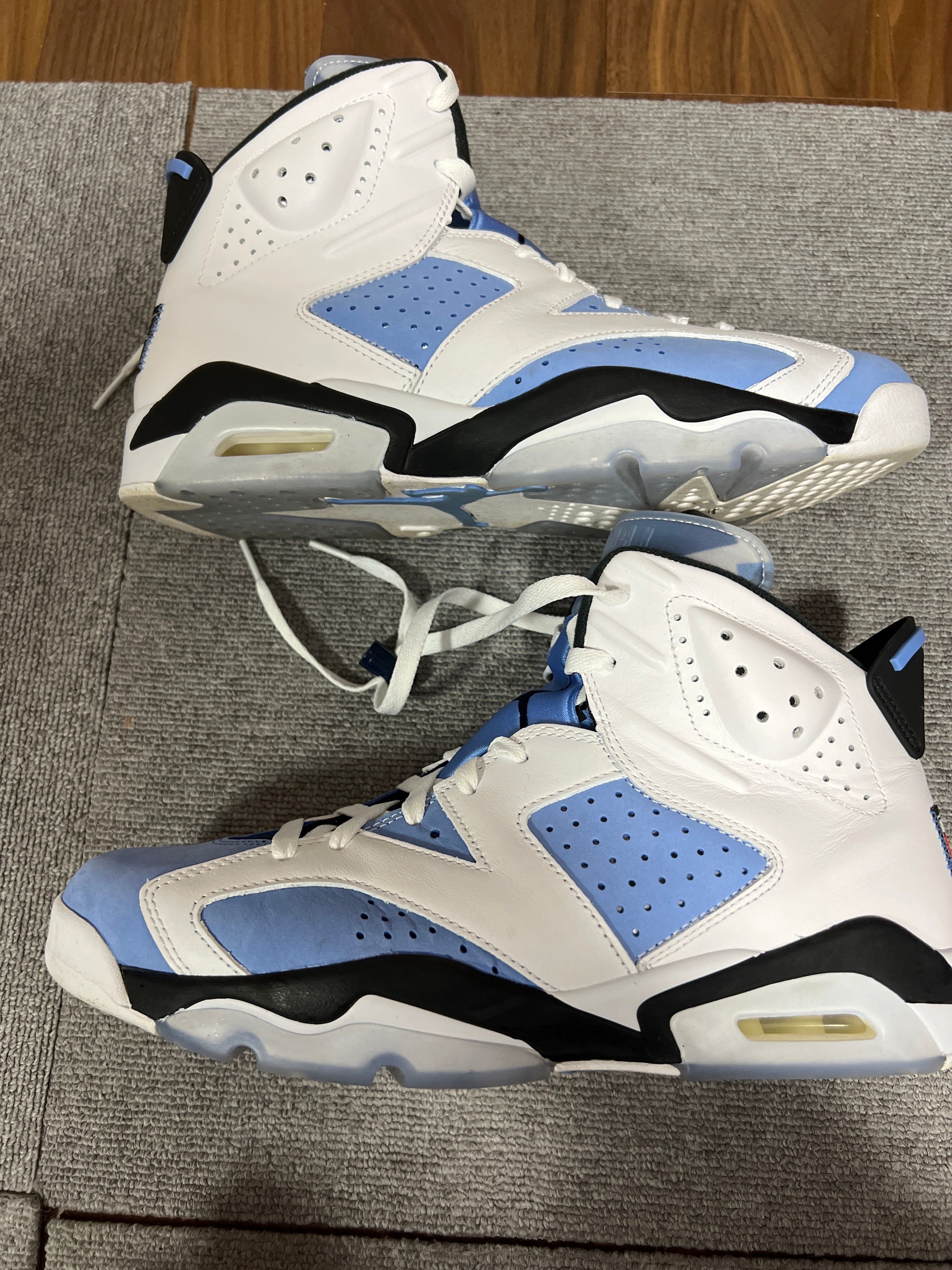 Nike Air Jordan 6 "UNC"